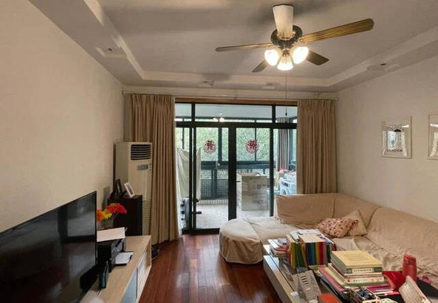 29398e55938f0c7e1ea904f74f659333